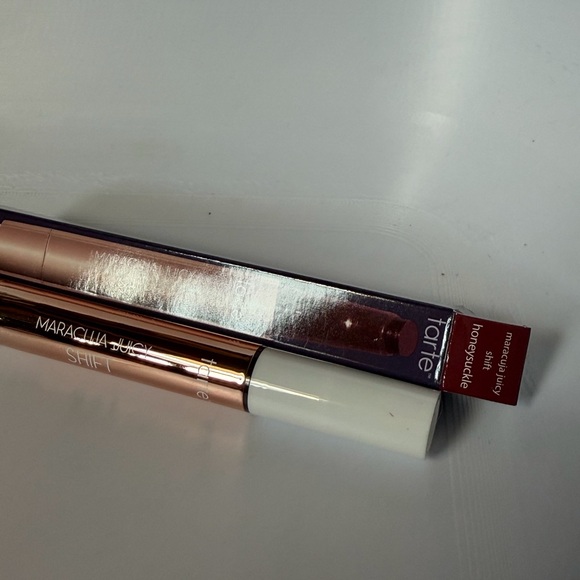 Tarte Maracuja Juicy Shift Lip Plump Shift in Honeysuckle - Picture 2 of 7